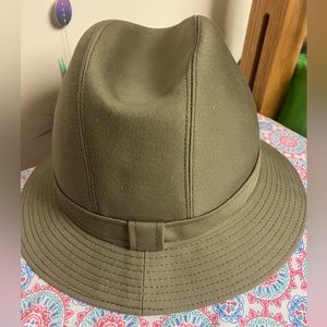 New Vintage Burberrys’ bucket hat